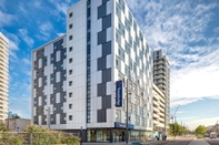 Bangunan Travelodge London Stratford