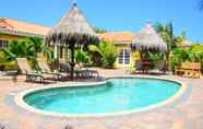 Swimming Pool 2 Aruba Tropic Apartments