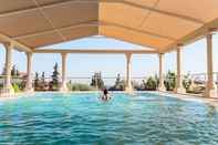 Swimming Pool Natur-Med Hot Springs and Health Resort