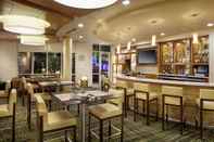 Bar, Kafe dan Lounge SpringHill Suites Pittsburgh Latrobe