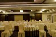 Functional Hall Ramee Grand Hotel and Spa, Pune