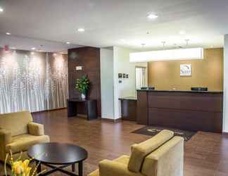 Sảnh chờ 2 Sleep Inn & Suites Center