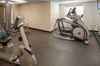 Fitness Center Best Western Thompson Hotel & Suites
