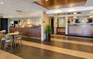 Restoran 7 Best Western Thompson Hotel & Suites