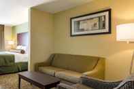 Common Space Cobblestone Inn & Suites - Carrington