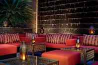 Bar, Kafe dan Lounge The Ritz-Carlton Executive Residences