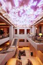 Lobby 4 The Ritz-Carlton Executive Residences