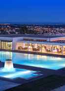 SWIMMING_POOL Royal Blue Hotel Paphos
