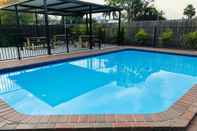 Swimming Pool Campbelltown Colonial Motor Inn