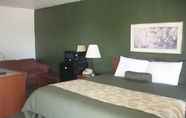 Bedroom 7 Travelodge by Wyndham The Dalles