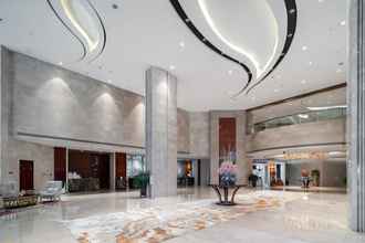 Lobby 4 Crowne Plaza Zhenjiang, an IHG Hotel