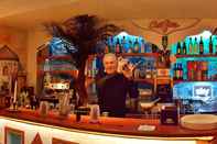 Bar, Kafe dan Lounge R&R Strandhotel Baabe