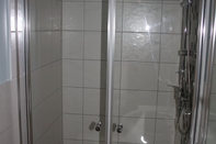 In-room Bathroom Landhotel Zum Kranich