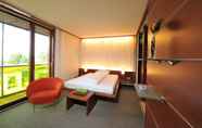 Bedroom 5 Marina Hotel