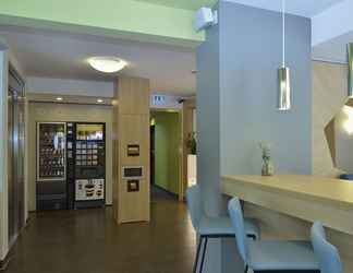 Sảnh chờ 2 B&B Hotel Stuttgart-City