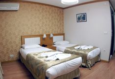 卧室 3 Flower Palace Hotel