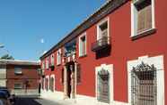 Exterior 2 Hospederia Museo Valdepeñas