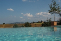 Swimming Pool Borgo degli Ulivi