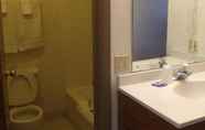 In-room Bathroom 6 Plaza inn Lordsburg