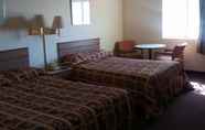 Bedroom 4 Plaza inn Lordsburg