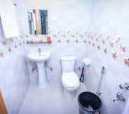 Phòng tắm bên trong 6 Star Hill Villa Resort House
