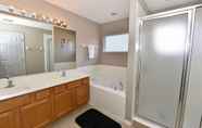 In-room Bathroom 5 Watersong Holiday Villa