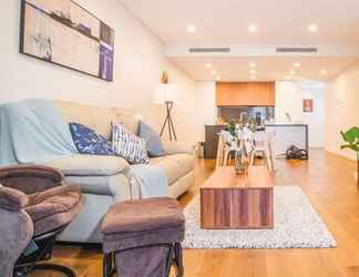 Sảnh chờ 2 Modern 2bed2bath APT at Neutral Bayparking+wifi