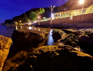 Exterior 2 Albergo Del Garda