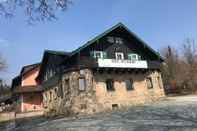 ภายนอกอาคาร Wagners Hotel im Fichtelgebirge