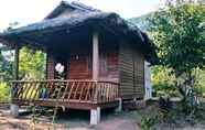 Phòng ngủ 3 Sea View Beach Bungalows