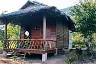 ห้องนอน Sea View Beach Bungalows