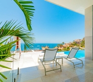 สระว่ายน้ำ 5 Villa in Cabo San Lucas 1034