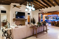 Lobby Beautiful Holiday Villa in a Prime Location in Cabo San Lucas 1007