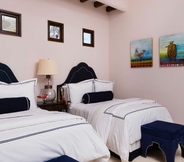 Bedroom 7 Beautiful Holiday Villa in a Prime Location in Cabo San Lucas 1007