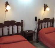 Kamar Tidur 6 Hotel Garay