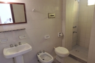 Toilet Kamar Hotel Garay