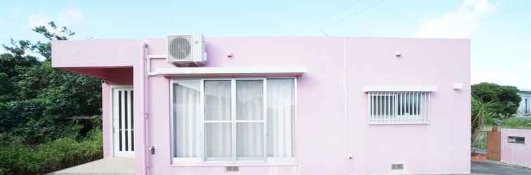 Bangunan PINK Suite HOUSE