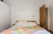 Bedroom 6 Bright and Beautiful 2 Bed Flat Near Hyde Park