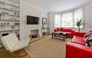 พื้นที่สาธารณะ 2 Gorgeous 3-bed Garden Flat Beside Battersea Park