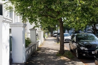 Exterior Delightful 2 bed Garden Flat in Shepherd's Bush