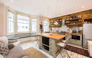 Bilik Tidur 3 Charming, Recently Renovated 2-bed in Fulham