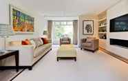 Common Space 7 Spacious & Tasteful 4-bed House in Holland Park