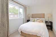 Bedroom Spacious & Tasteful 4-bed House in Holland Park