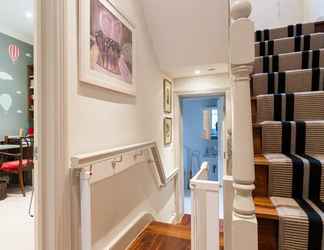 ล็อบบี้ 2 Cosy 1-bed Home, Notting Hill