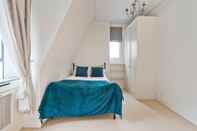 Kamar Tidur Luxurious 2-bed Apartment