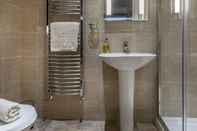 In-room Bathroom Wimborne Lodge
