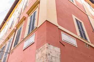 Exterior 4 Historical Apartment near Spanish Steps