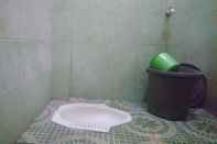 Toilet Kamar Purnama Raya Guest House