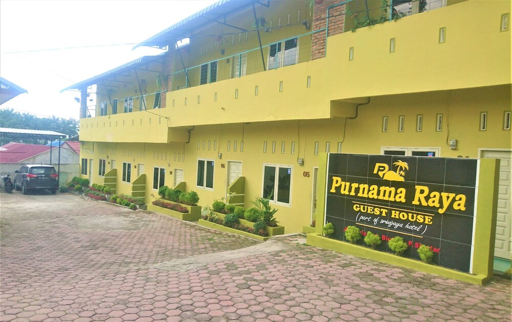 Exterior Purnama Raya Guest House