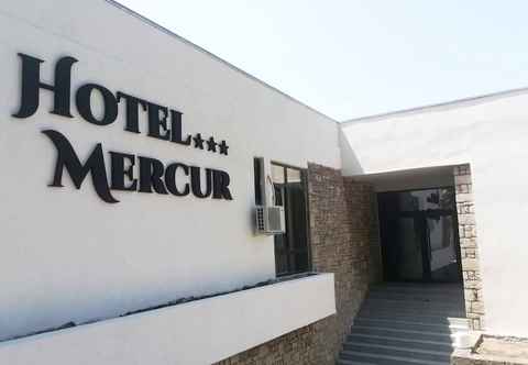 ภายนอกอาคาร Hotel Mercur
